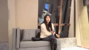 小宝探花黑靴牛仔裤笑起来甜美妹子，舌吻舔弄奶头按头口交，上位骑坐侧入抽插大力猛操