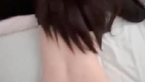 以为是花季少女，塌腰的那一刻我像个新兵蛋子，听她说还有一个主人的时候，我就知道该内射了